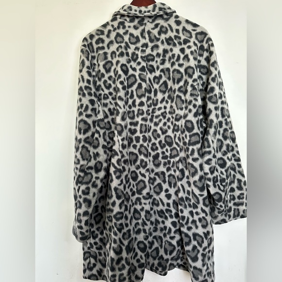Roaman’s Animal Print Fleece Jacket - Picture 5 of 7